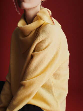 FUB Lambswool Bandana - Wheat