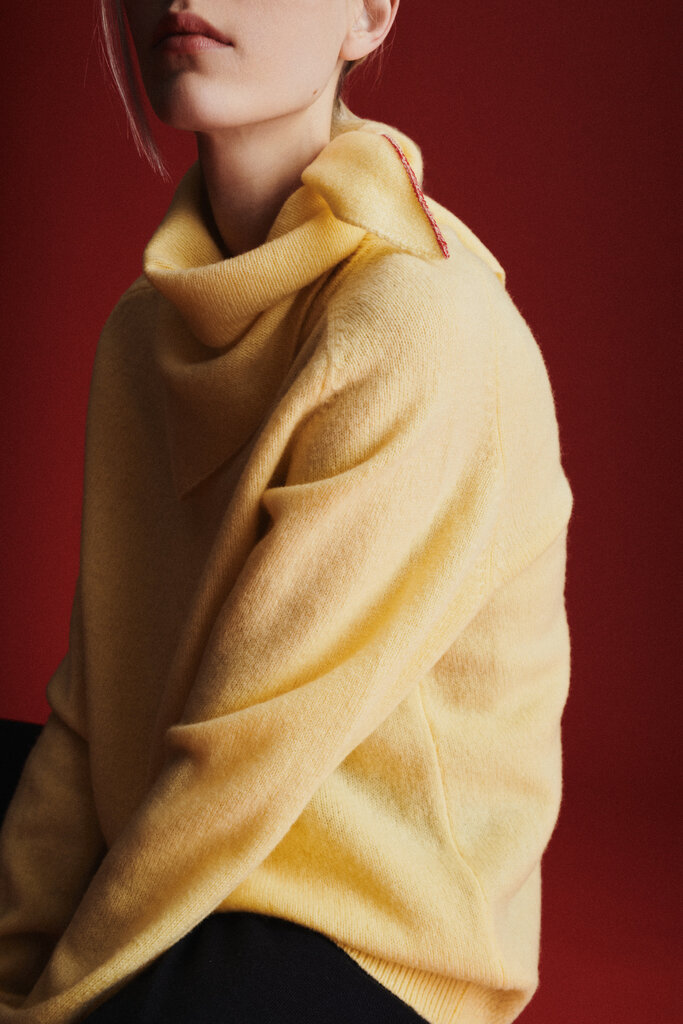 FUB Lambswool Bandana - Wheat