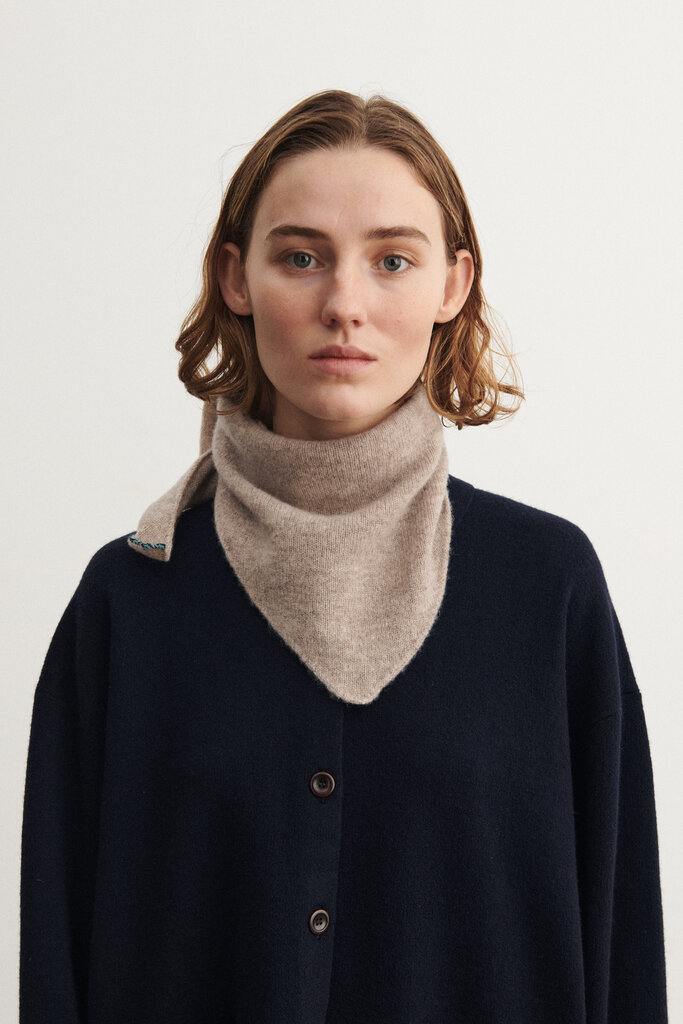 FUB Lambswool Bandana - Oat Melange