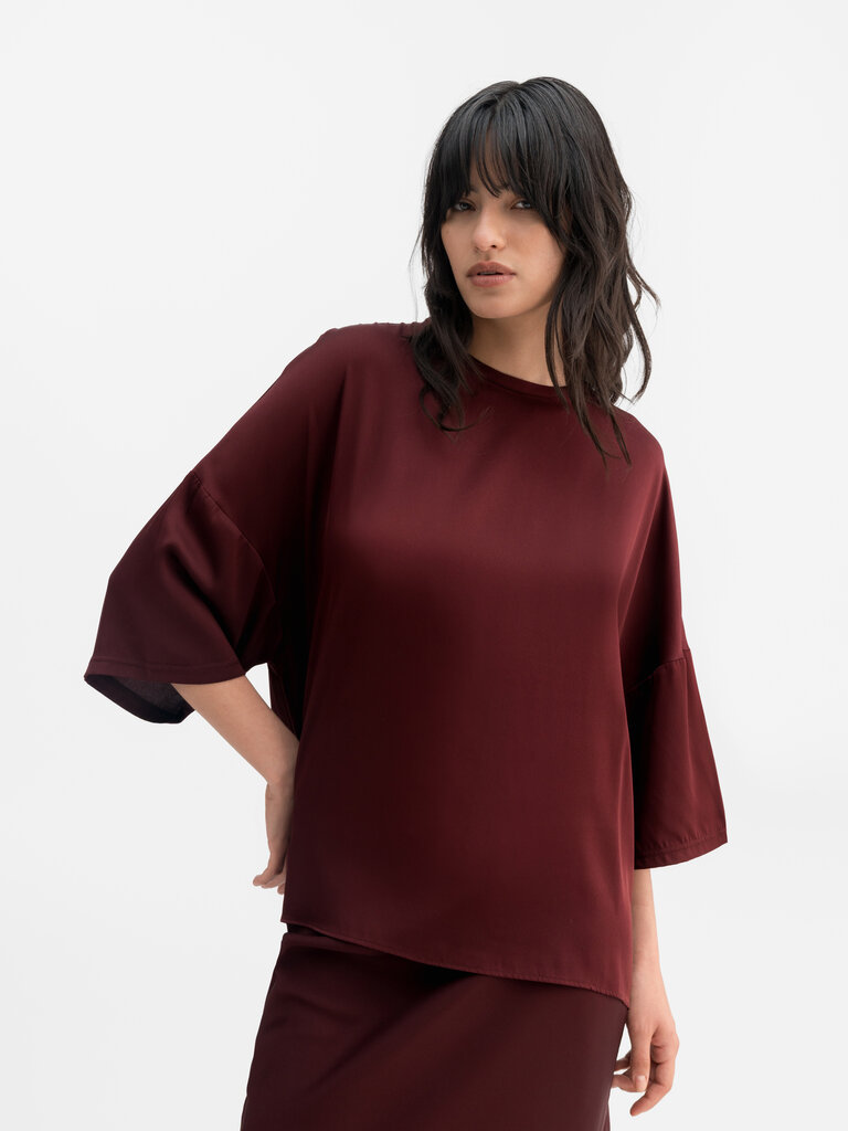 Ahlvar Gallery Thess Silk Tee - Burgundy