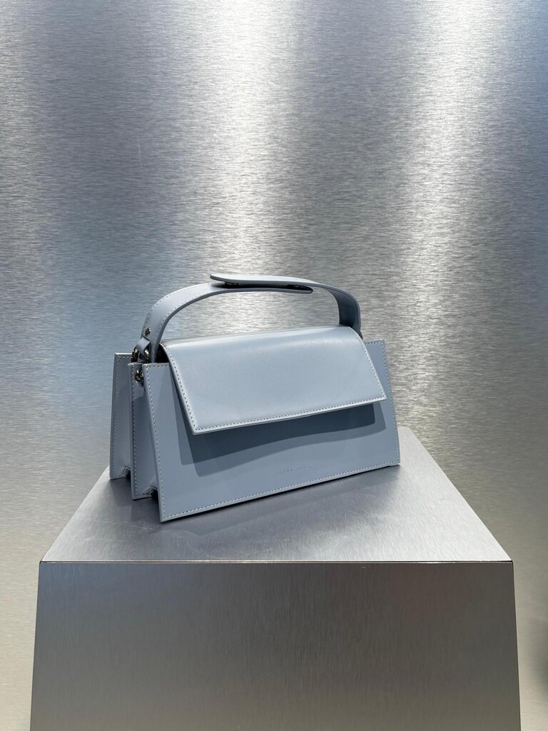 Zarina Rouge Leo Handbag - Ice