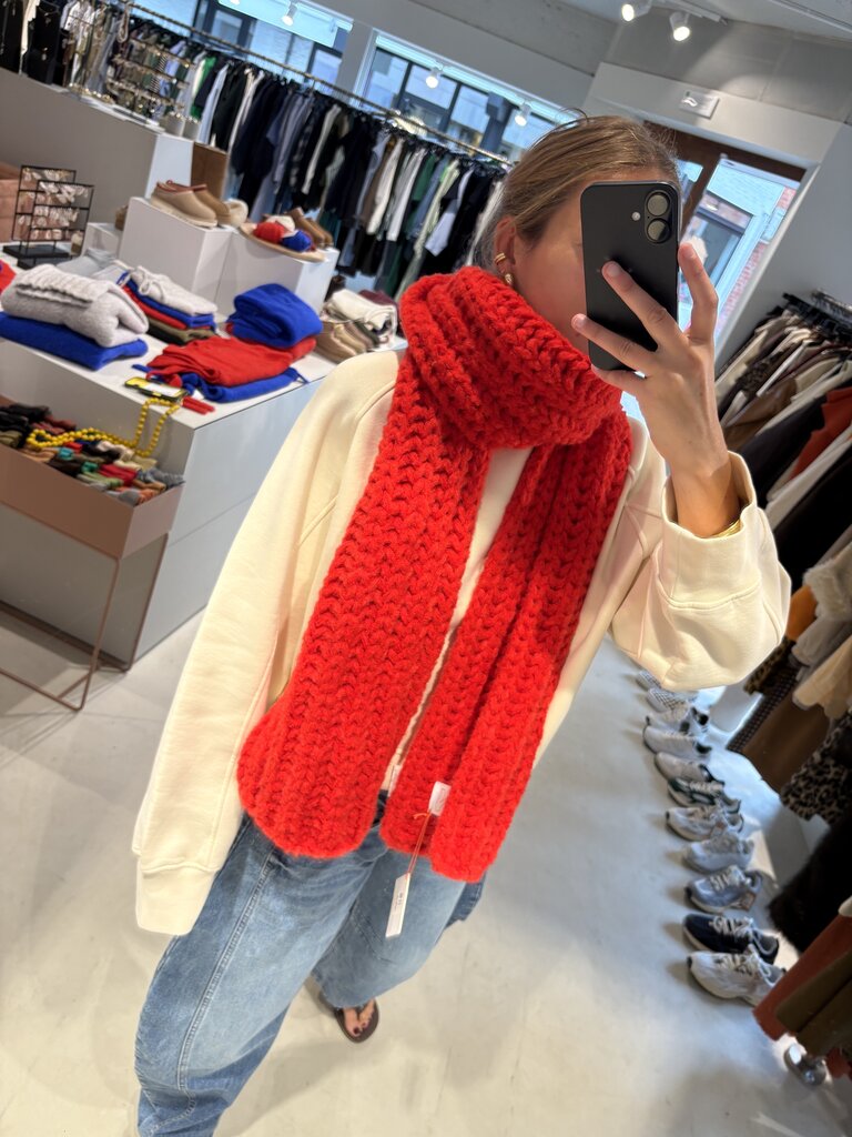 LN Knits Chunky Scarf - Rooting Red
