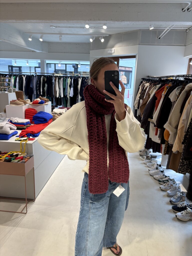 LN Knits Chunky Scarf - Burgundy