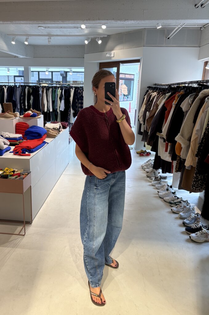 LN Knits Billy Bodywarmer - Burgundy