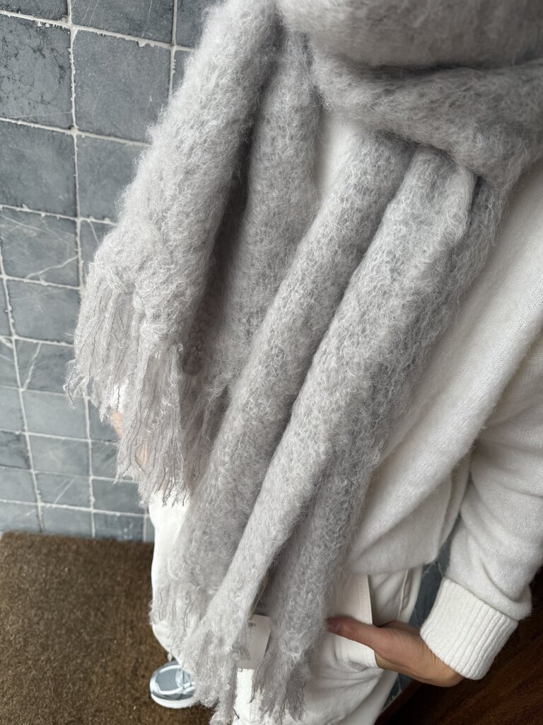 Hinterveld Snuggle Scarf - Light Grey