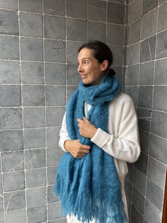 Hinterveld Snuggle Scarf - Cobalt