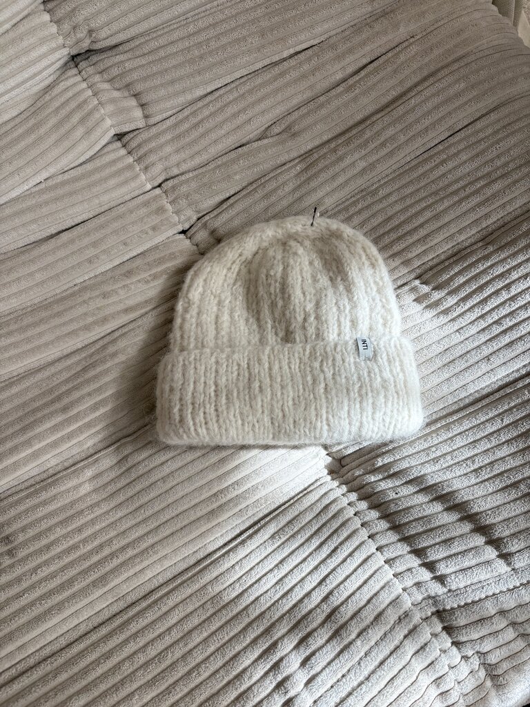 INTI Medellin Knitted Hat - Ecru