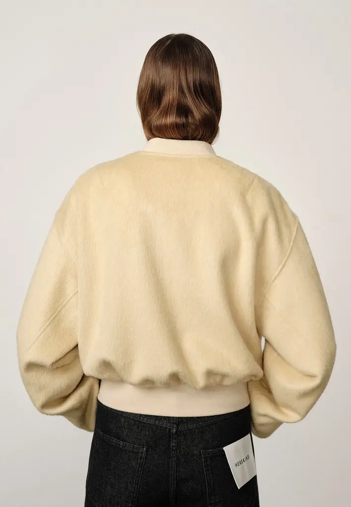 Birgitte Herskind Monica Bomber - Sage