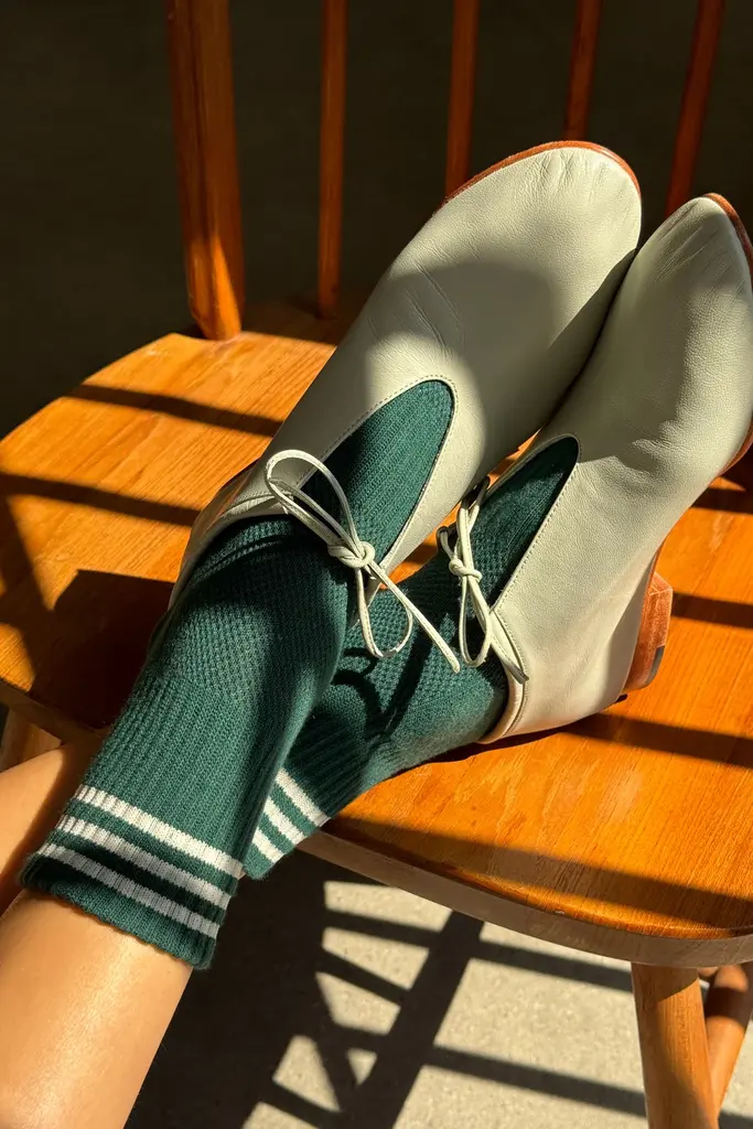 Le Bon Shoppe Girlfriend socks - Hunter green
