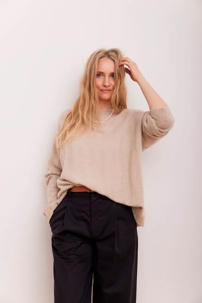 Beta Studios Karen Oversized Knit - Sand Melange