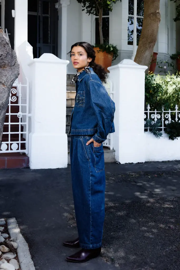 Âme Antwerp Kick Jeans - Dark Blue