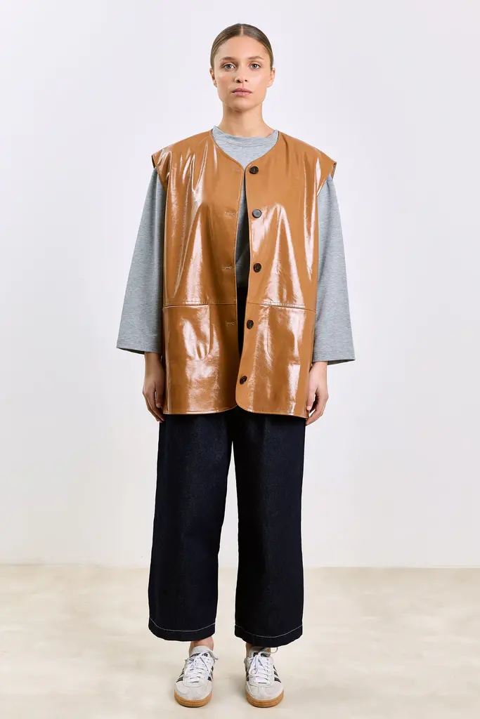 Studio Clique Tiany Shiny Vest - Caramel