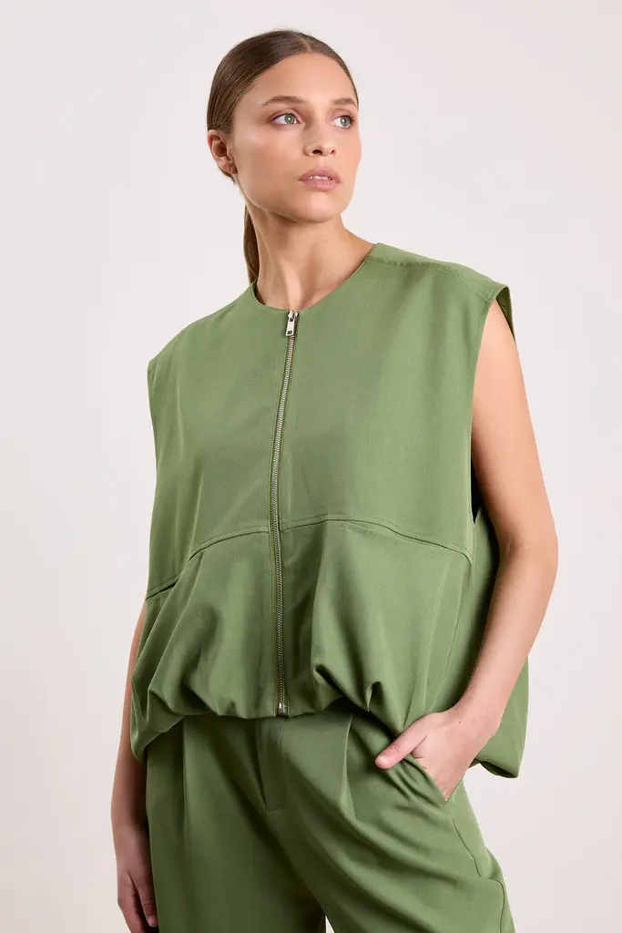 Studio Clique Theodora Vest - Basil
