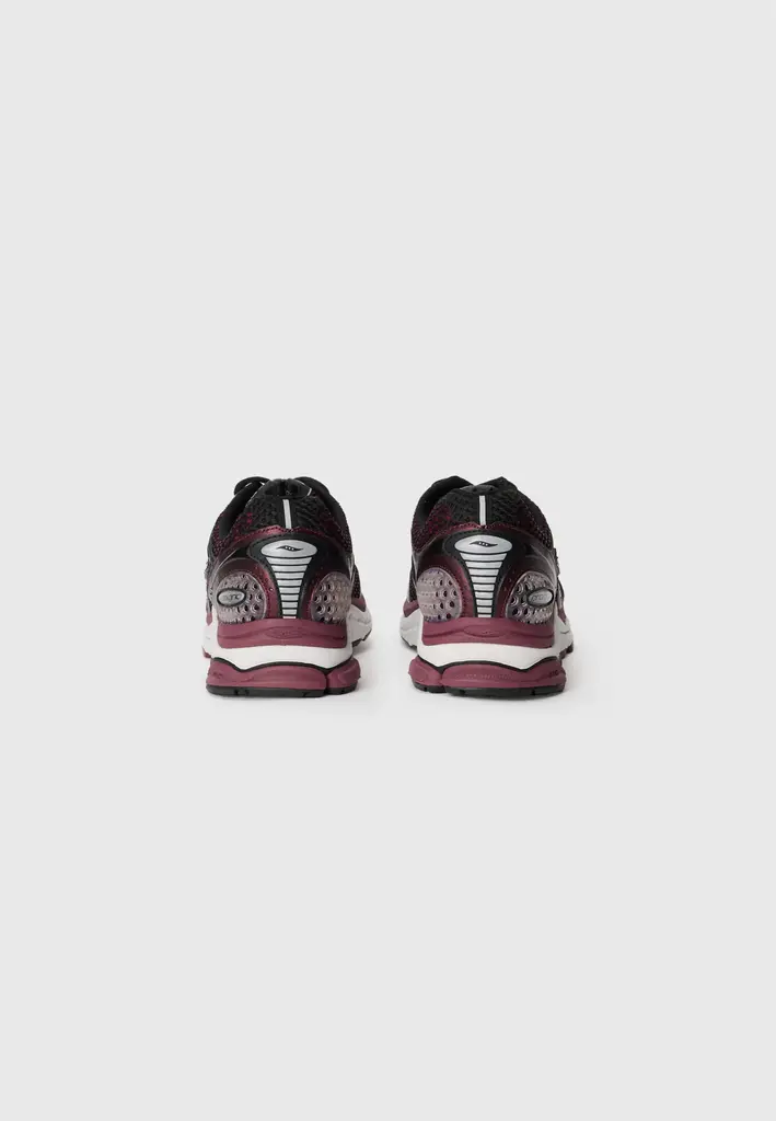Saucony Progrid Triumph 4 - Maroon/Black