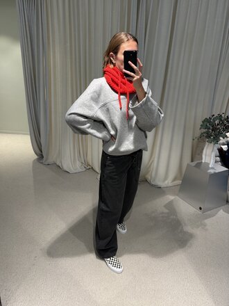 Mel Antwerp Santa Sweater - Grey