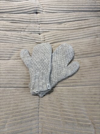 INTI Wantes Con Dedo Gloves - Silver