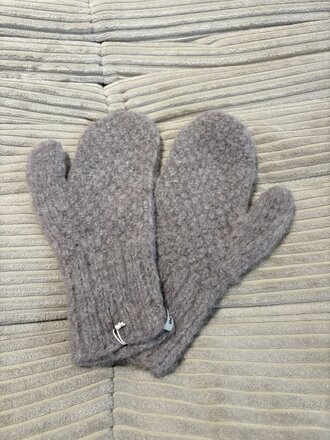 INTI Wantes Con Dedo Gloves - Havana