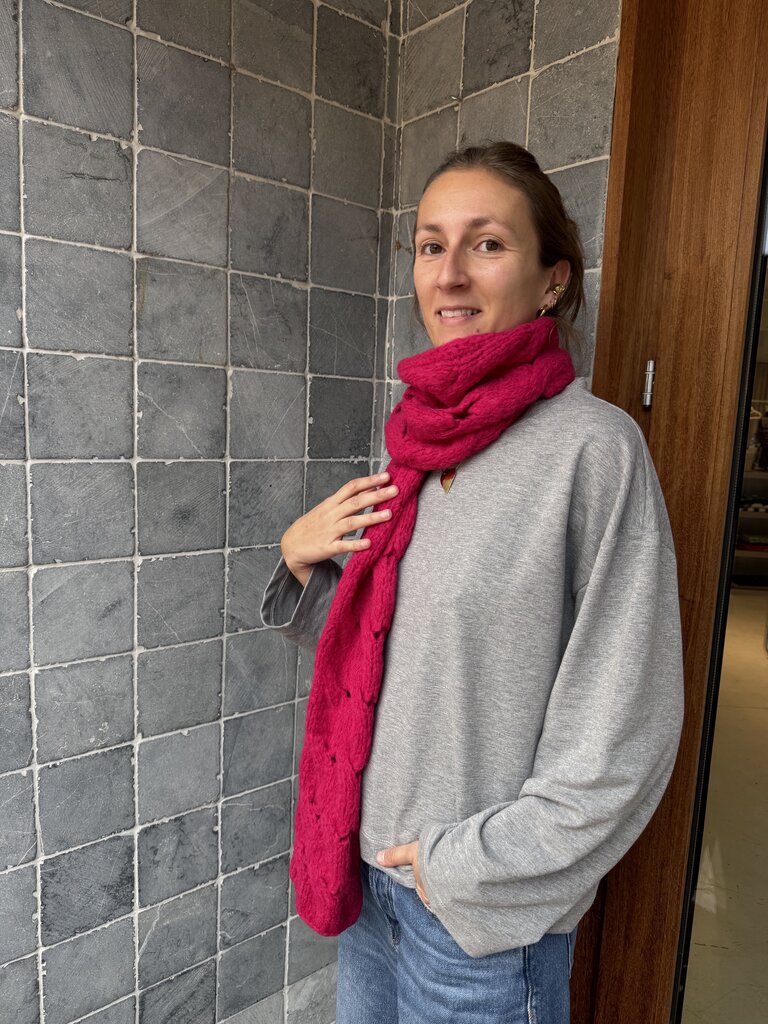 INTI Reina Scarf - Pom