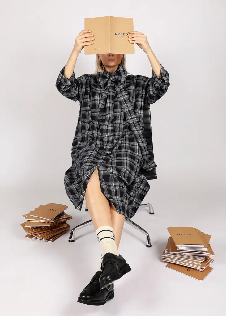 NOTED Anna Long Dress - Dark Blue/White