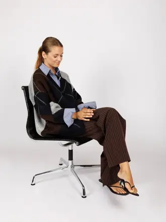 NOTED Benny Cardigan - Dark Brown/White