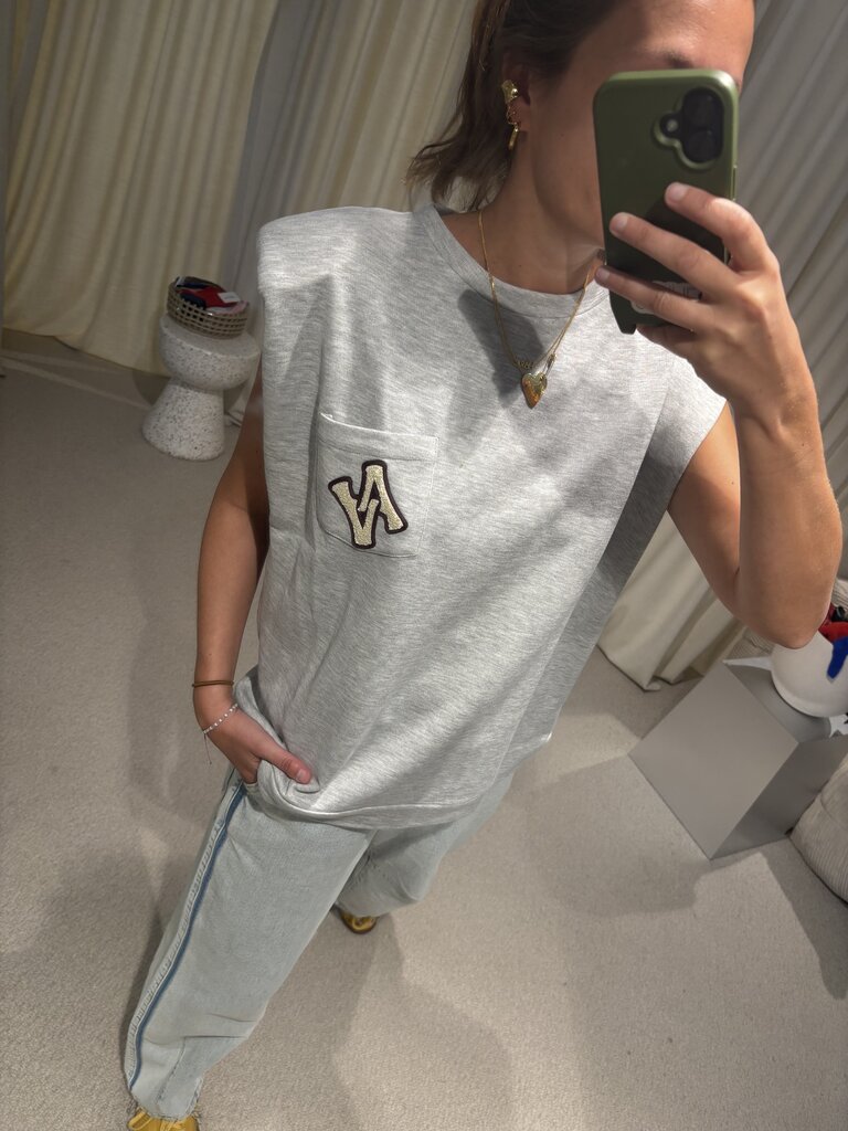 AVDW Sue Sleeveless Sweater - Grey