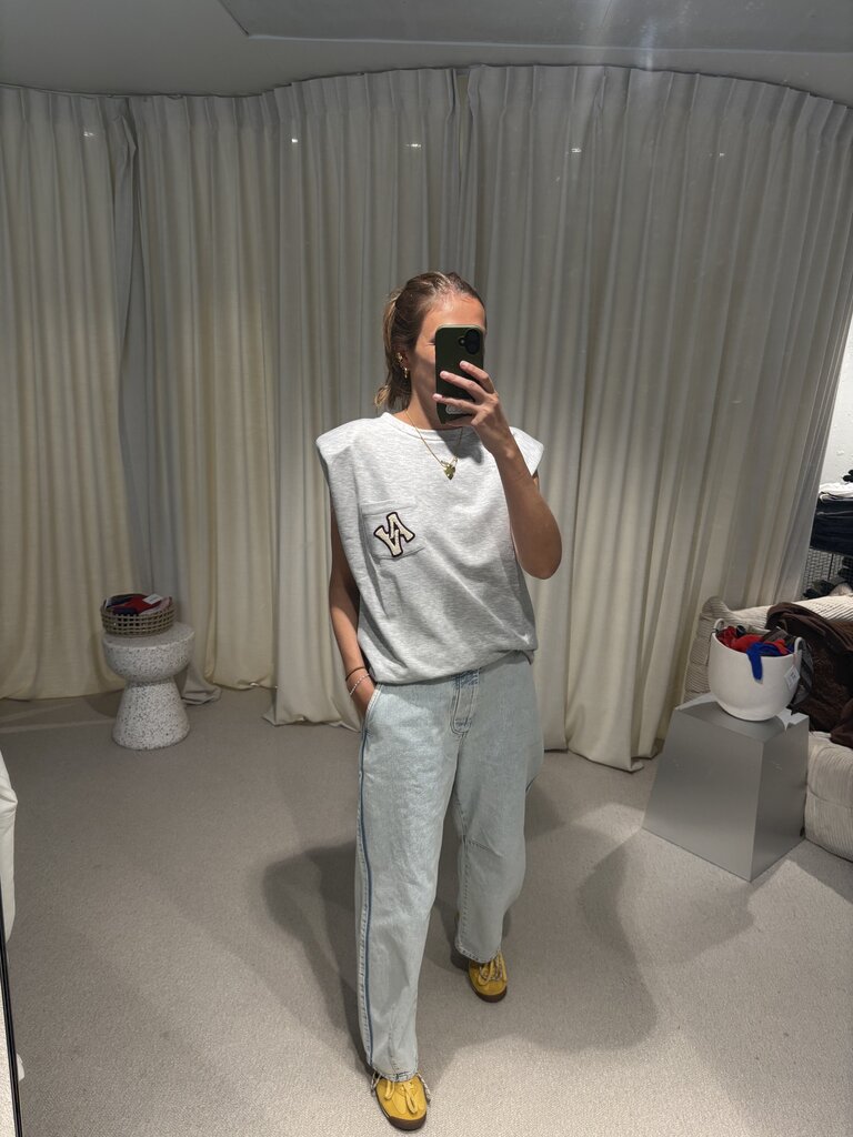 AVDW Sue Sleeveless Sweater - Grey