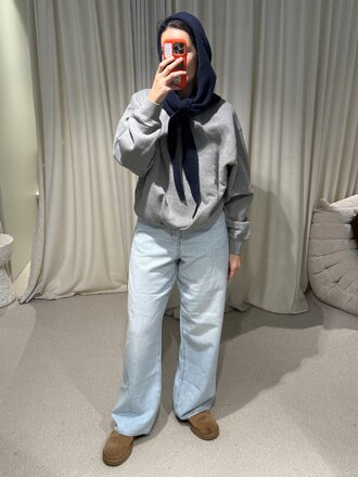 Mel Antwerp Hood Shawl - Nuit