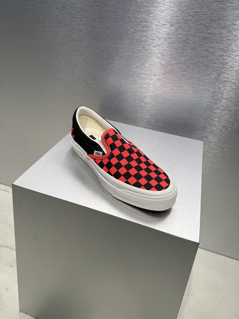 VANS LX Classic Slip-On 98 - Diva Pink