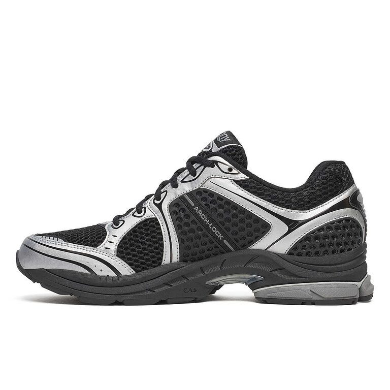 Saucony Progrid Triumph 4 - Black/Silver (Black Sole)