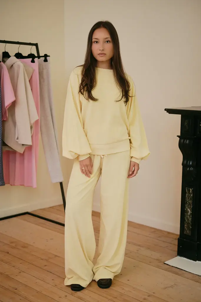 Love Sundaily Rosas Sweater - Yellow