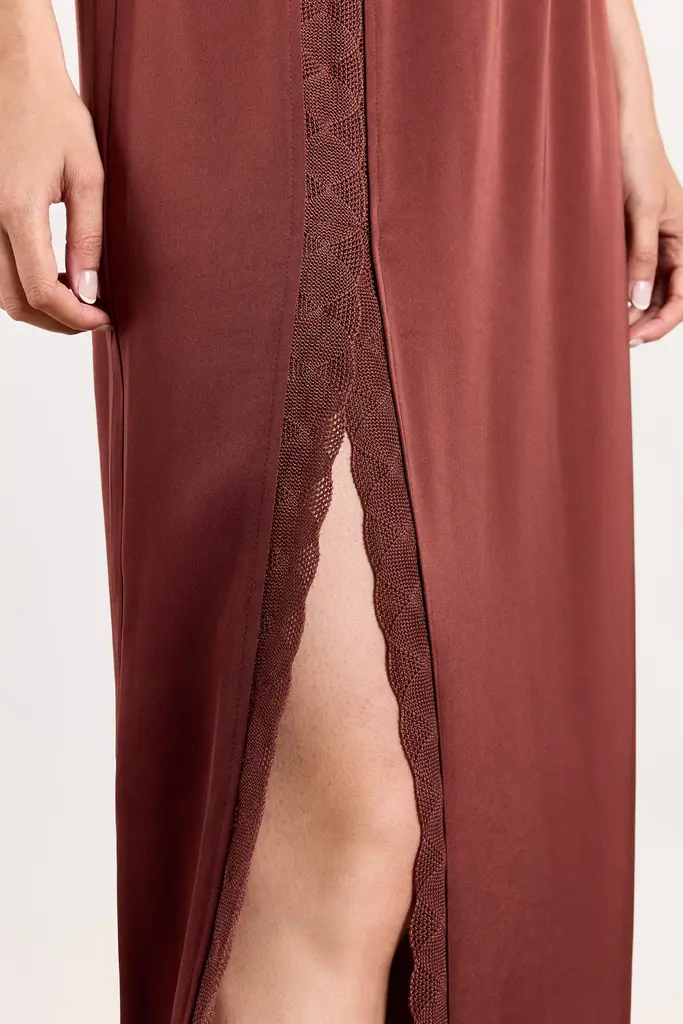 Studio Clique Janine Skirt - Cranberry