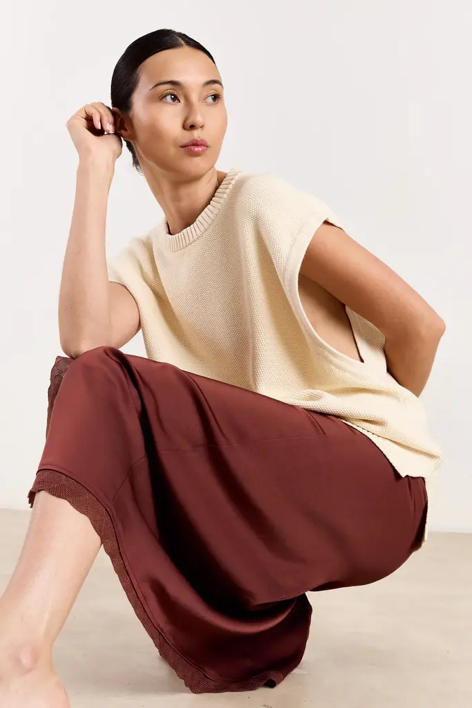 Studio Clique Janine Skirt - Cranberry