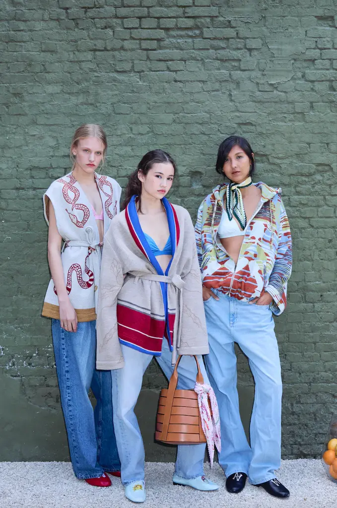 AVDW Snake Sleeveless Cardigan - Ecru