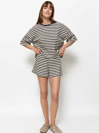 Âme Antwerp Nash Shorts - Blue/Ecru