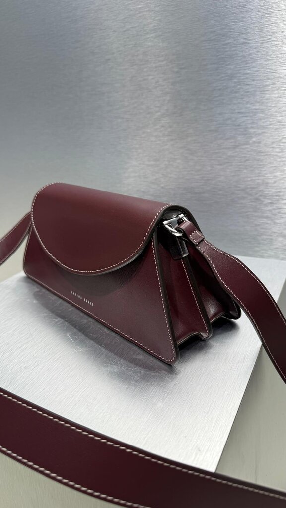 Zarina Rouge Rosie Handbag - Nutella Patent