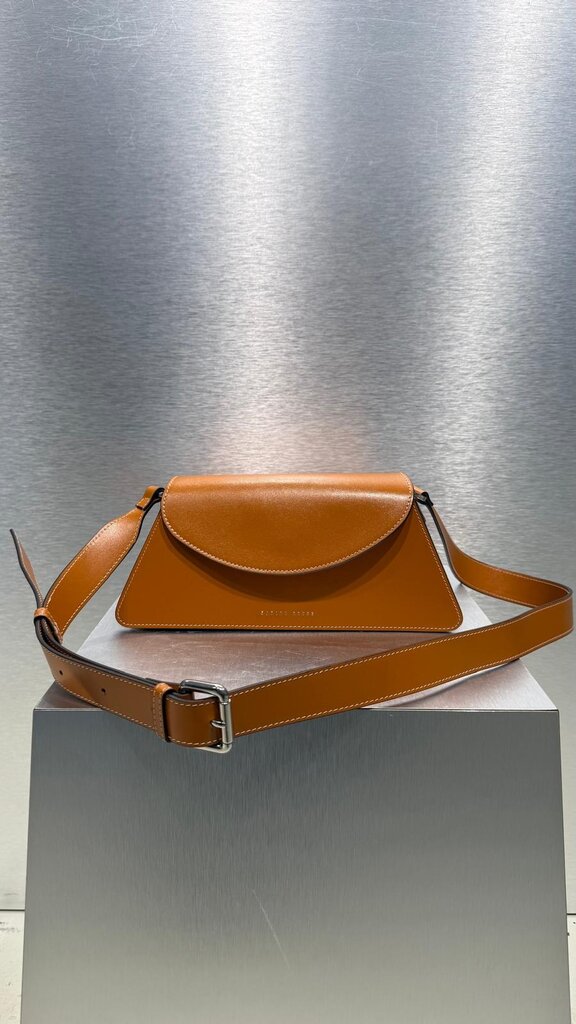 Zarina Rouge Rosie Handbag - Peanut Butter Patent