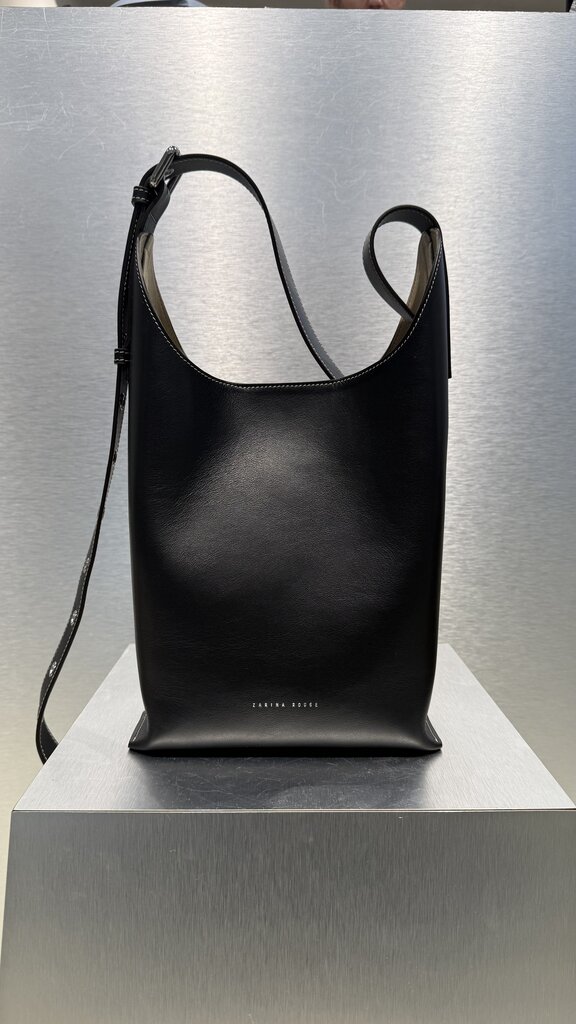 Zarina Rouge Liz Bucket Handbag - Black