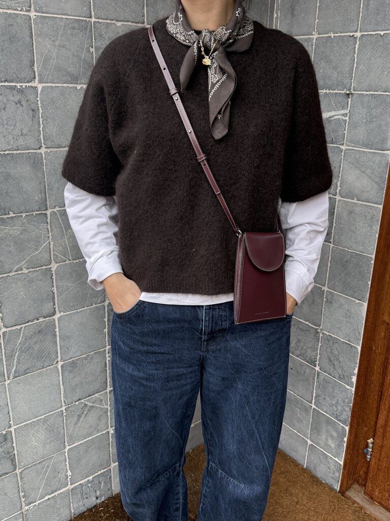 Zarina Rouge Billie Phone Pouch - Nutella Patent