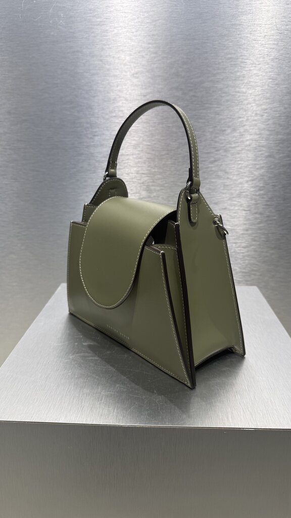 Zarina Rouge Anna Handbag - Kiwi Patent