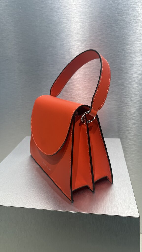 Zarina Rouge Suri Handbag - Mango