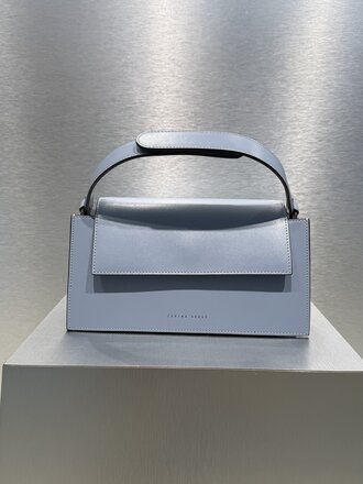 Zarina Rouge Leo Handbag - Ice Patent