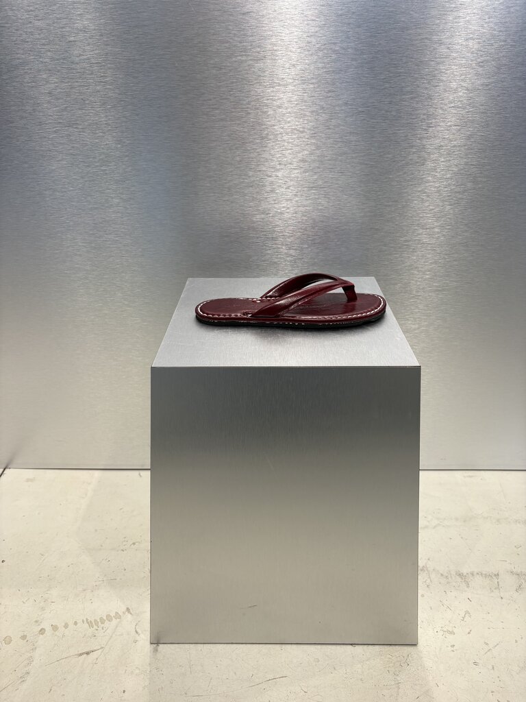 Port Menorca Leru Sandals - Piuma Vino