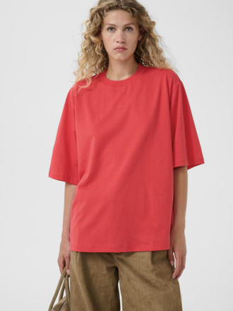 Gestuz Tamu Tee - Tomato