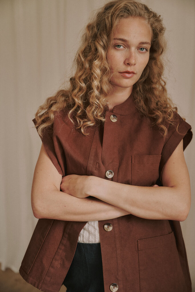 Anne-mi Luna Waistcoat - Cambridge Brown