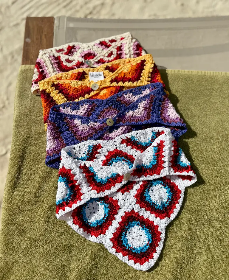 Meadow Triangle head scarf - Ecru/ Red/ Pink