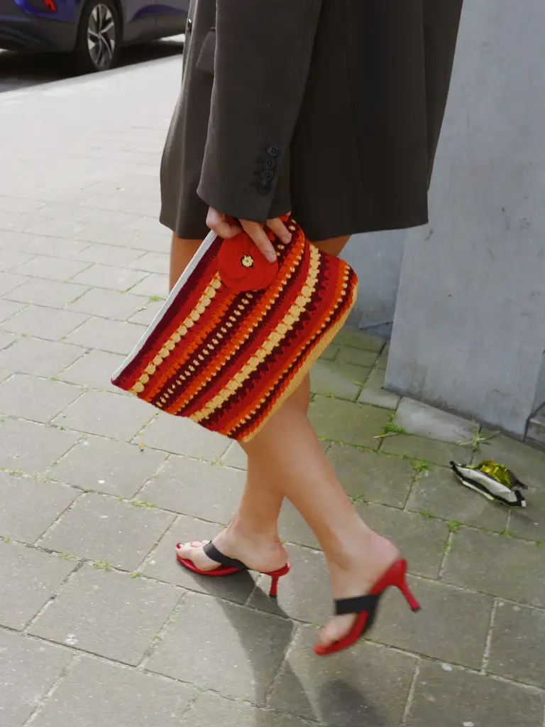 Meadow Meadow clutch - Yellow/ Orange/ Red