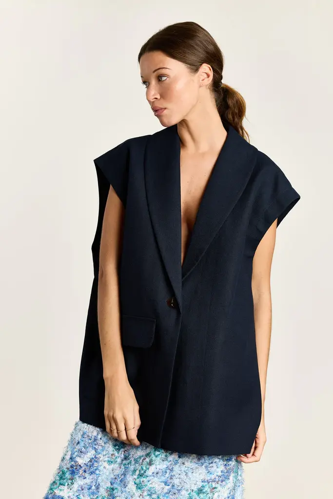Studio Clique Taylor Sleeveless Blazer - Navy