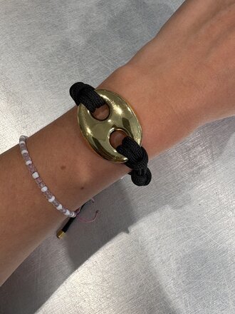 Gold pignose - Black cord
