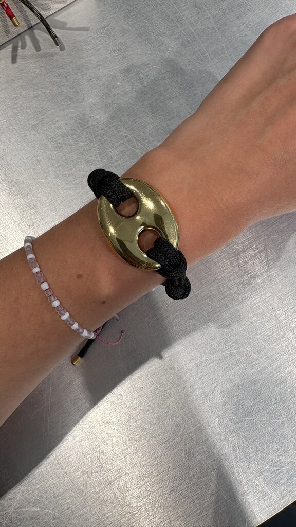 Gold pignose - Black cord