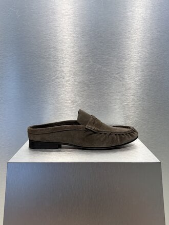 Posa Penny Loafer Wrinkle Mule Suede - Drizzle